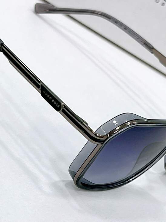 Picture of Hugo Boss Sunglasses _SKUfw76770364fw